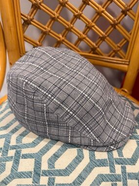 London Fog Gray Plaid Cap - Classic Men's Driving Hat